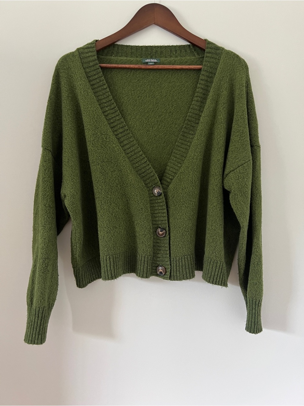 Wild Fable V-Neck Green Cropped  Cardigan  Size Large
